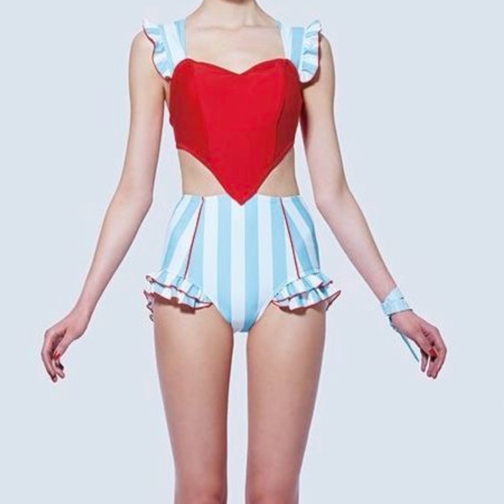 Brand new Cute red heart shaped swimsuit one piece ruffled trim swimwear